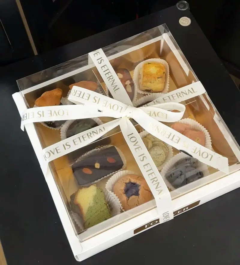 Transparent Four-Grid Dessert Cake Box 4 Compartments Clear Pastry Packaging Container ... - SKU TDCB0953 - UGI Packaging