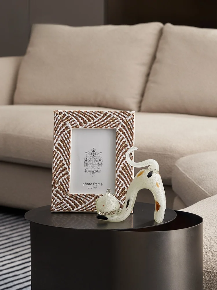 레트로 장식 소품 샘플룸 사이드 테이블 소프트 데코레이션 작은 향수 스타일 향수 나이트스탠드 홈 데코