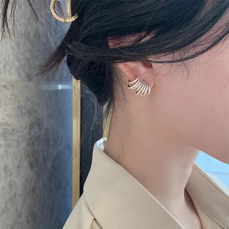 2024 New Trend Gold Color Geometric Stud Earrings for Women Korean
