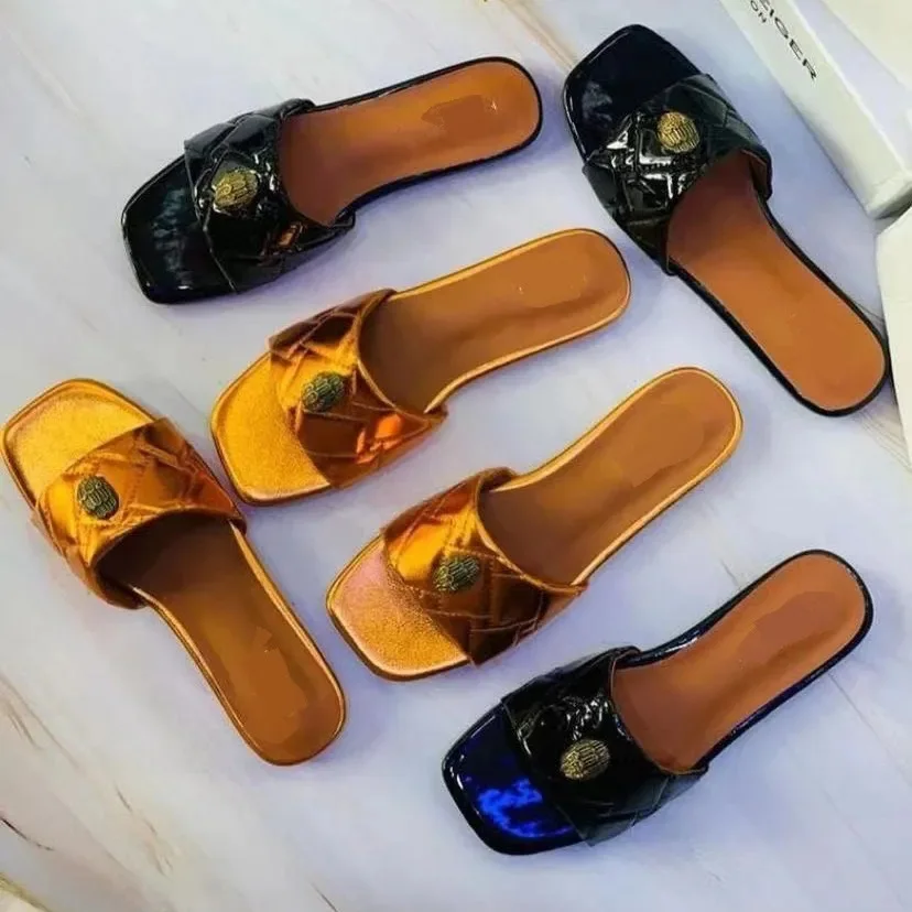 

2023 Summer Diamond Sandals and Slippers for Women Flat Sandals Ladies Slippers Slides