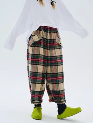 IMAKOKONI original design elastic waist plaid red cropped pants loose pocket woolen pants for women 234306