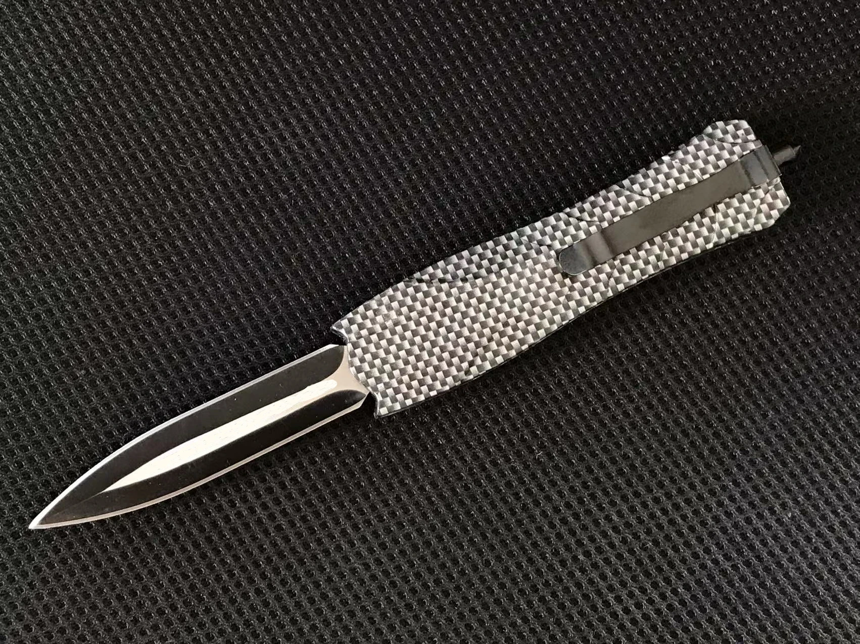 Рисунок 6 - Черный, Серый тактический нож для активного отдыха