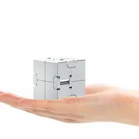 Cube magique en métal anti-Stress, jouet éducatif Portable, décompression, jouets relaxants pour enfants et adultes, cadeau d'anniversaire 1