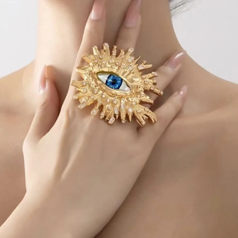 

New exaggerated and personalized Thorn Eye light luxury open ring brooch set