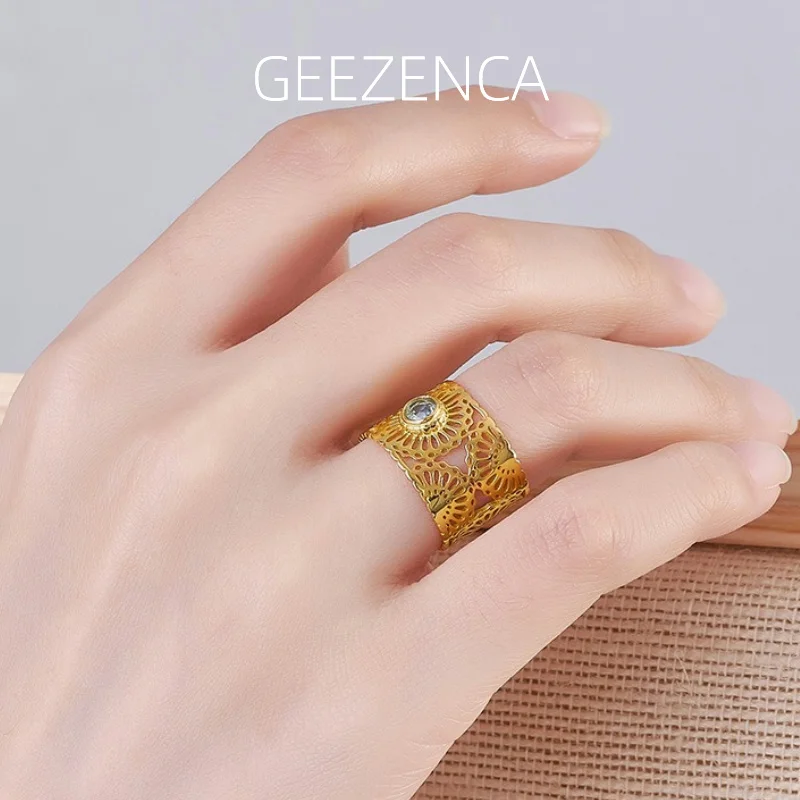 

Женское кольцо с натуральным топазом GEEZENCA, колечко из серебра 925 пробы с изменяемым размером и полым цветком из 18-каратного золота, Ширина 13 мм, шикарные роскошные кольца, 2024, новый подарок
