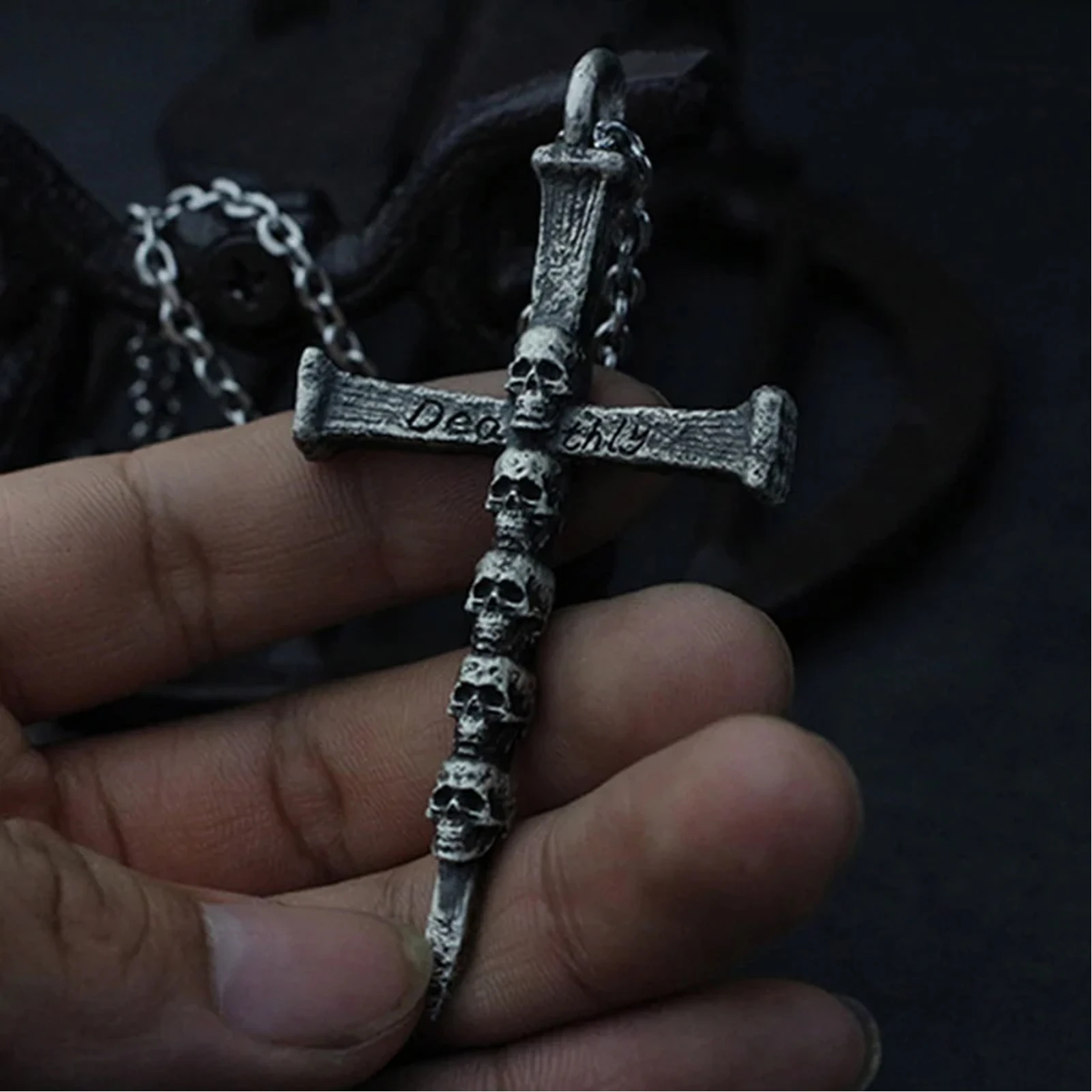 Men's Viking Titanium Steel Vintage Skull Cross Pendant Necklace Gothic Punk Jewelry Accessories