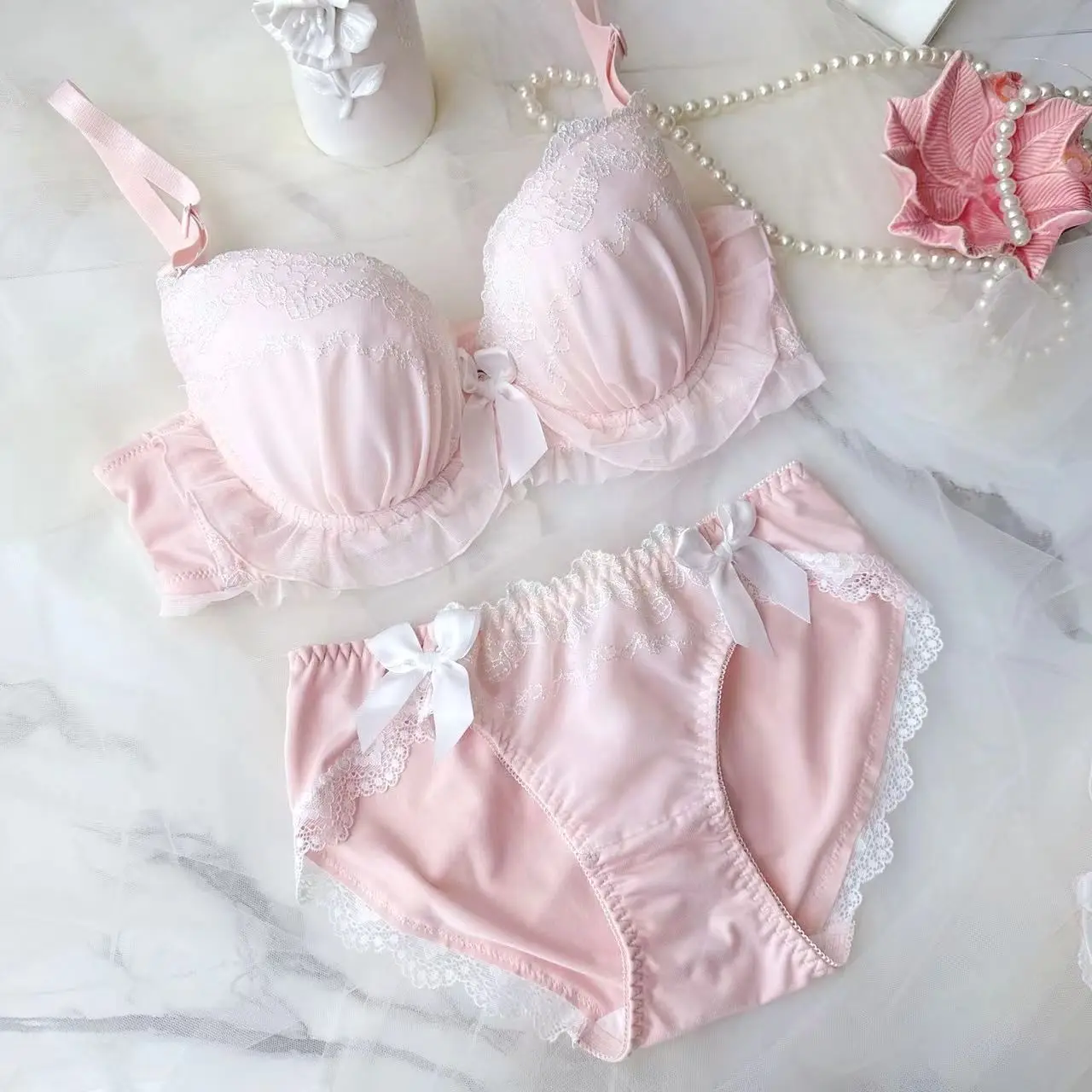 

Super beautiful bra and panty set embroidery bralette thin cup student girls cute gathered lingerie brief sexy underwear bra set