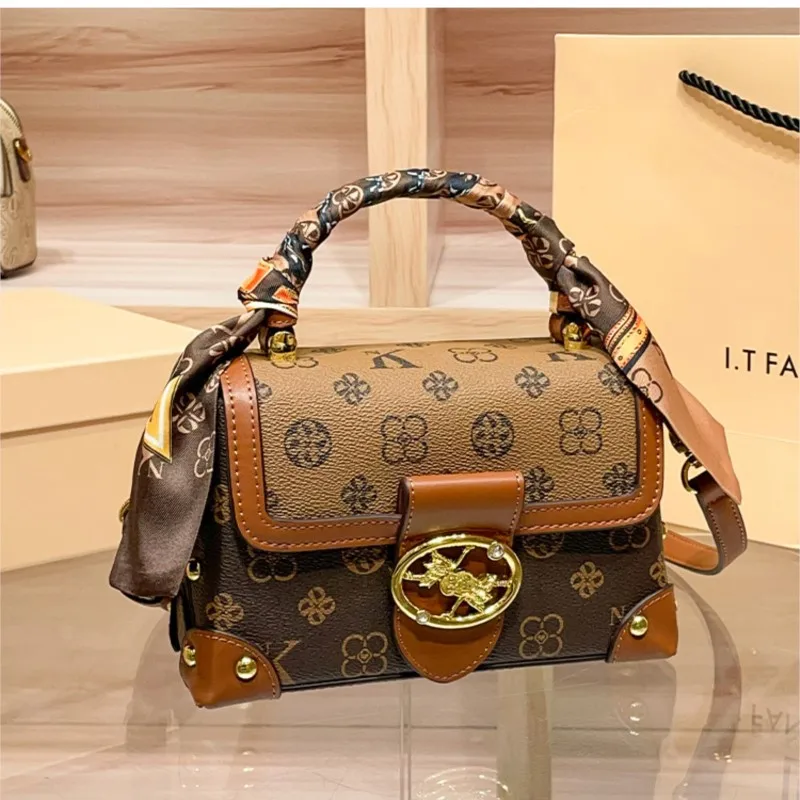 حقيبة نسائية تحمل علامة تجارية لعام 2025، منتج جدي...