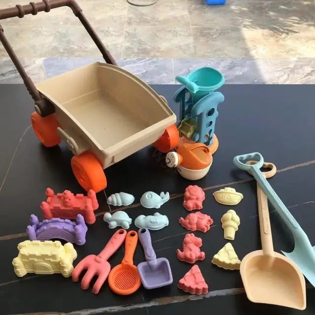 W3JF Seaside Sand Mold Summer Toy Little Kid Outdoor Travel Sand Castle Toy with Cart 3