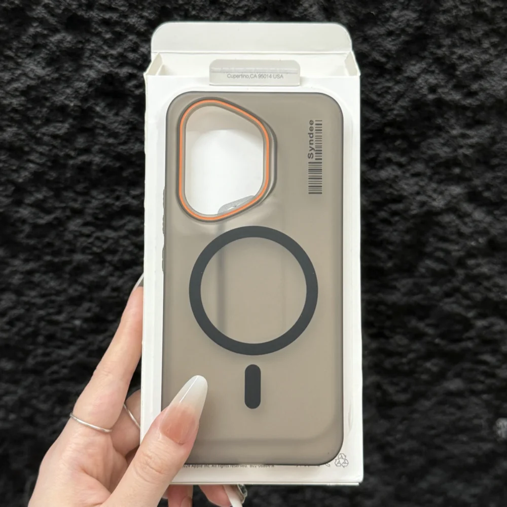 Ultra-Thin Magnetic Matte Cover