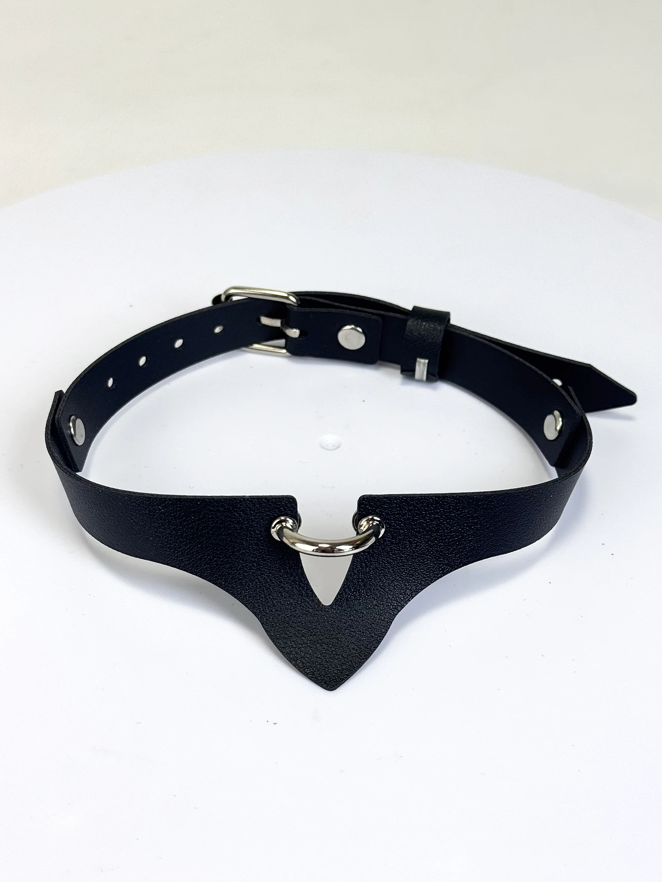 Damen Gothic Mode PU-Leder Halsband, Vielseitig für Party, Festival, Cosplay und Intimes Paarspiel, Urlaubs-Accessoires – Detail 4