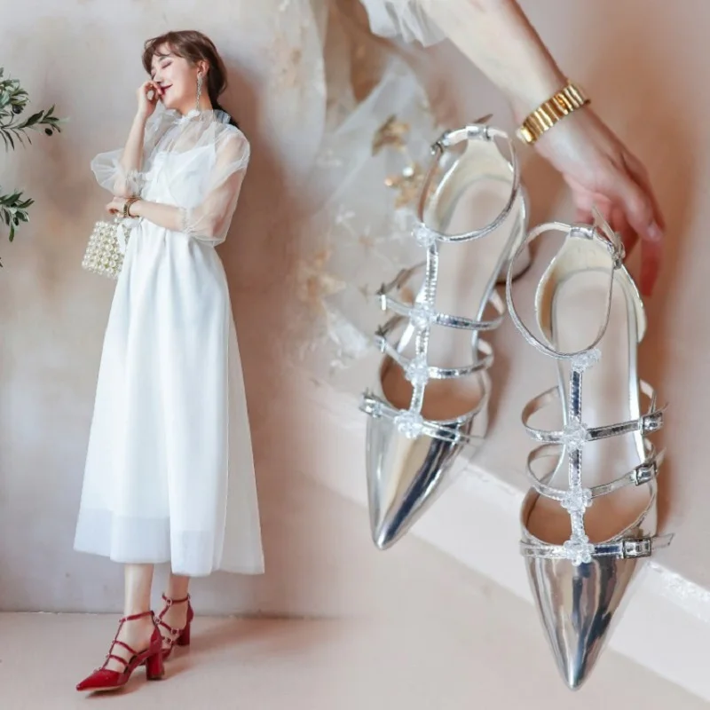 

Spring patent leather pointed toe belt buckle thick heel high heel T-shoes party dress all-match large size women's sandals