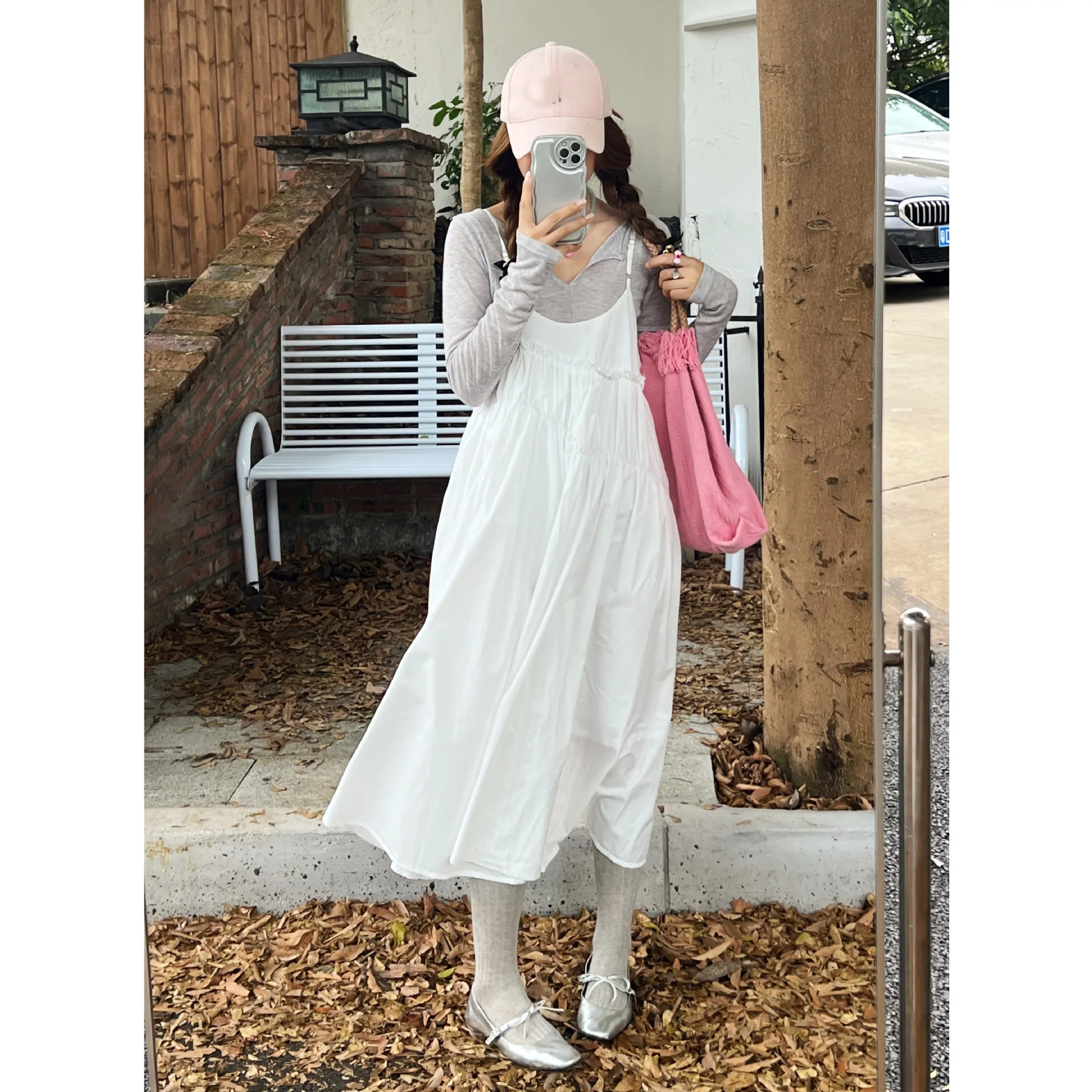 

Stylish Pure Desire Ruffle V-Neck White Sling Dress for 2023 Autumn