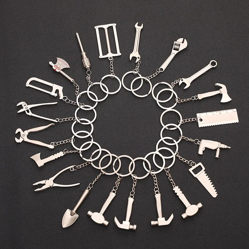 Portachiavi da uomo per auto e borsa, strumento combinato portatile da esterno, mini multiutensile tascabile con righello, martello, chiave inglese, pinze e pala - immagine 2