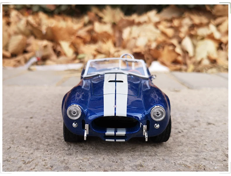 Welly 1:24 1965 shelby cobra 427 s