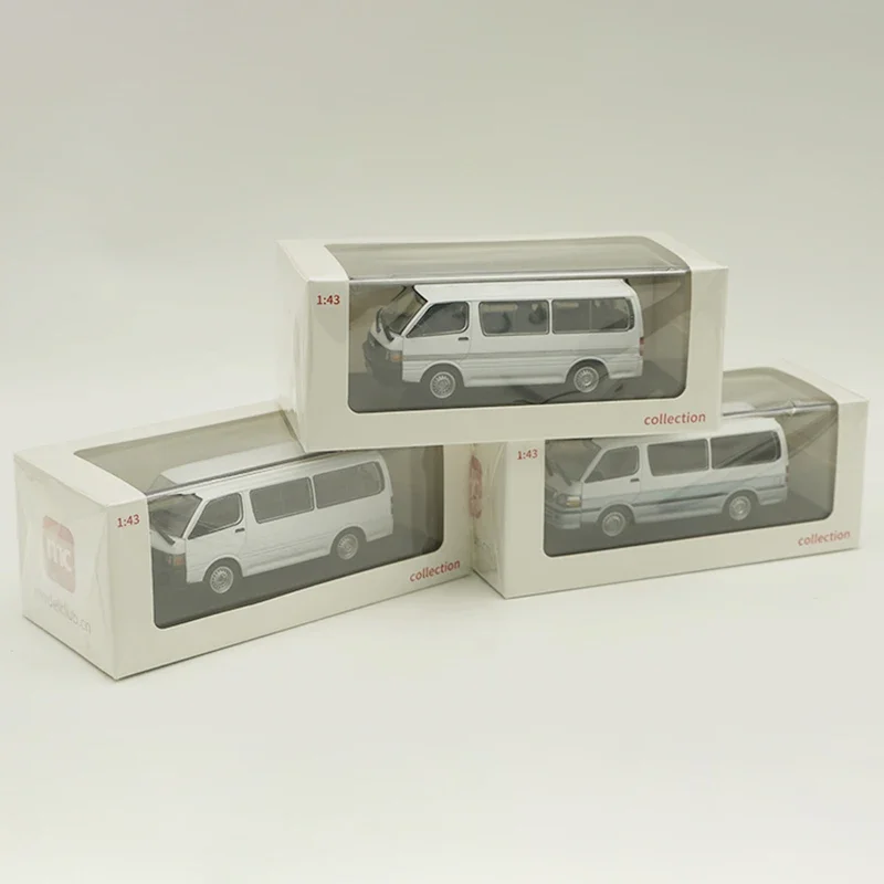 Miniature Norev Collection Japon 1/43 – Toyota Hiace VAN 2005 – Très Bon état + Boîte Vitrine