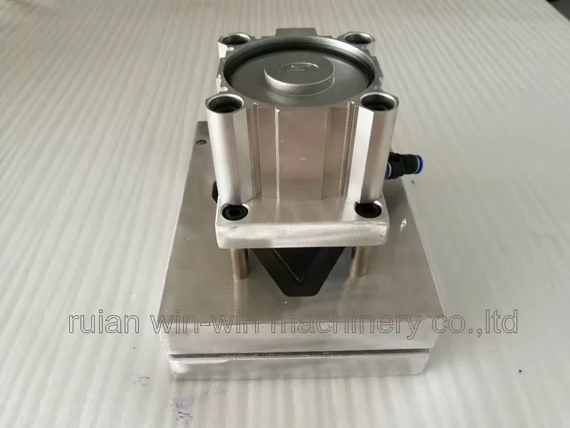 100mmx100mmx100mm 유압 직사각형 단일 홀 펀처 공압 펀칭 기계 플라스틱 포장 백 홀 펀처 기계