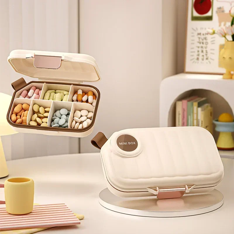 Weekly 7 Days Pill Portable Storage Organizer 3 Times A Day food grade Pill Storage Box Travel Medicine Dispensing Container