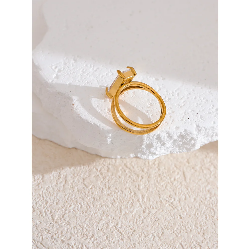 Yhpup Ring Cubic Zirconia Stainless Steel 18k Gold