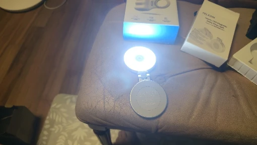 3-in-1 Magnetic Beauty Selfie Light for Phones