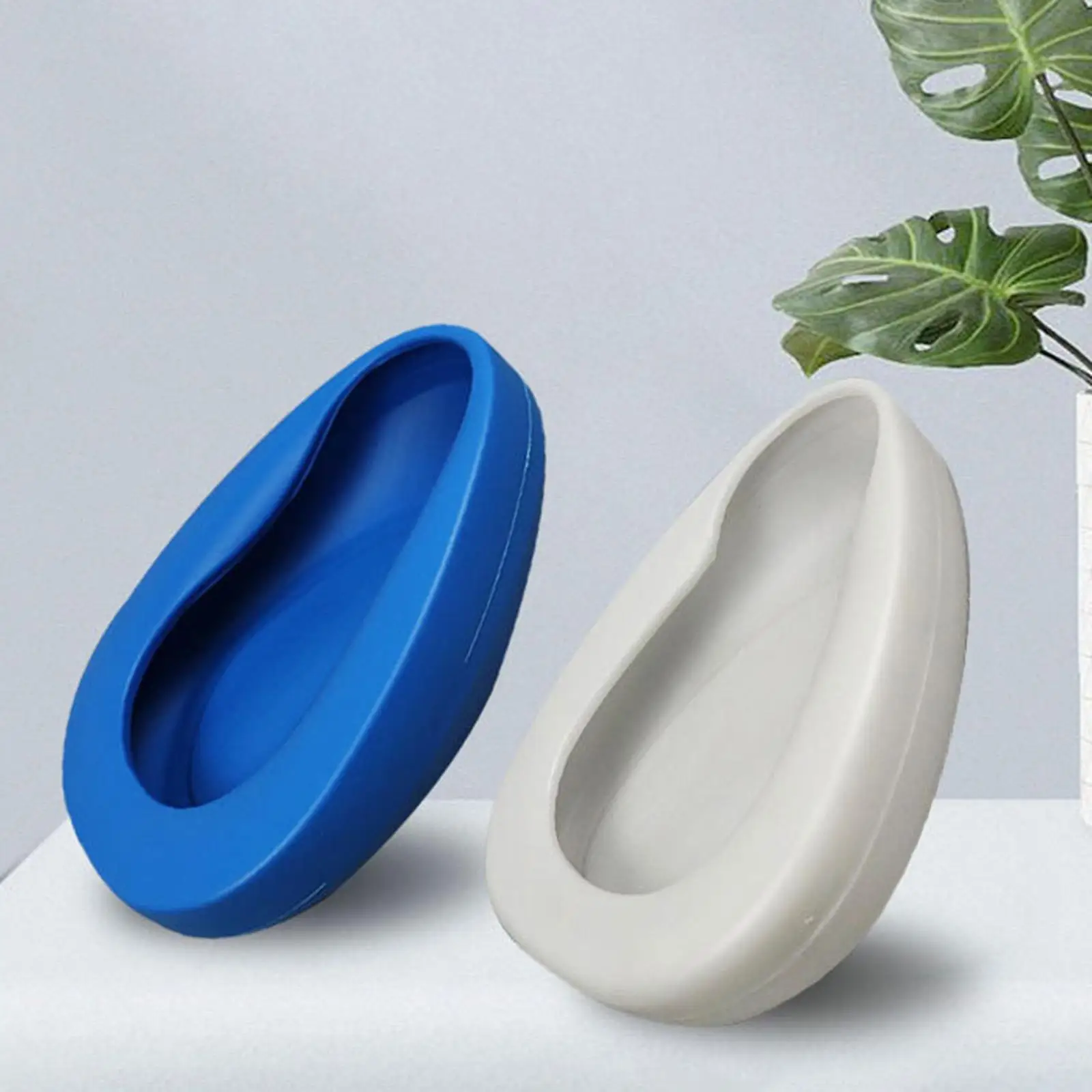 Portable Bedpan Heavy Duty Reusable Lightweight Durable Thicken Plastic Stable Bed Pan for Bedridden Patient Elderly Women Men 4