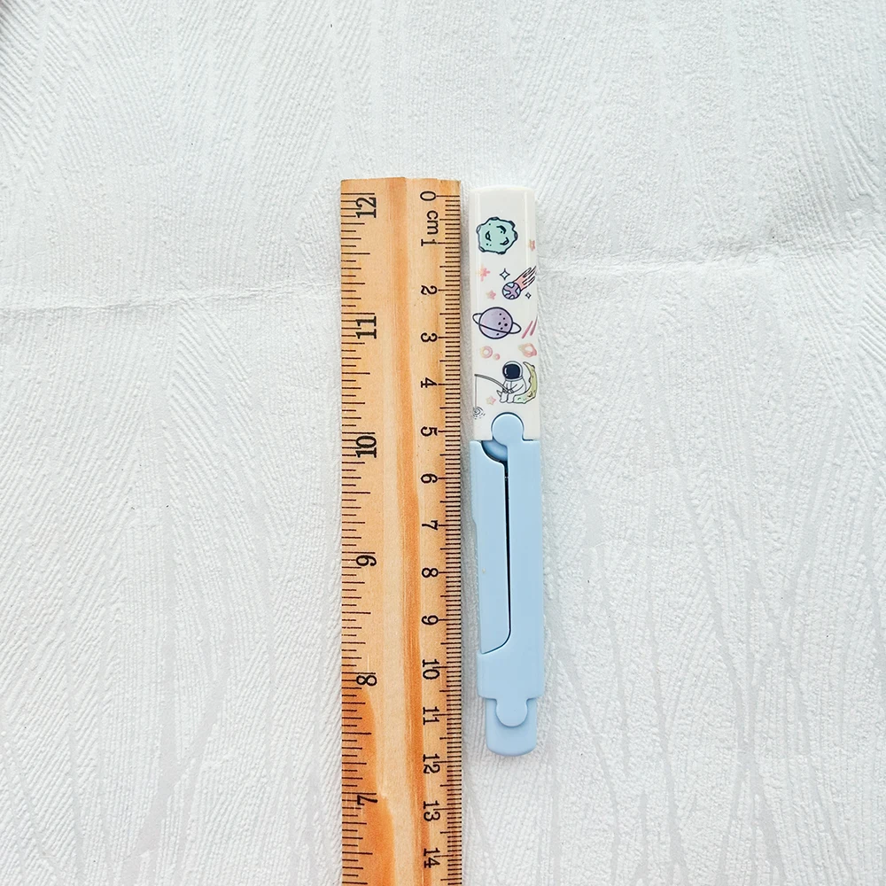 귀여운 우주 비행사 미니 가위, 학교 용품, 미적 가위, 보호 커버, 접히는 문구, 어린이, 1 PC