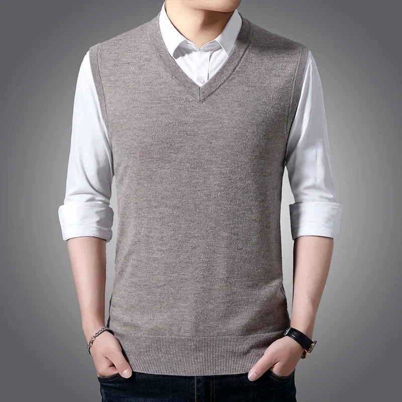 Style Classic 8 Colors Men's V-neck Vest Sweater Business Fashion Casual Solid Color Sleeveless Pullover Tops Male Brand