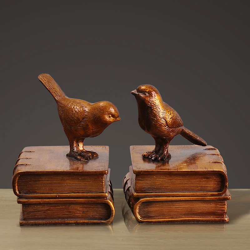 

Style Home Decoration Crafts Decoration Antique Bronze Bird Resin Bookback Creative Gift