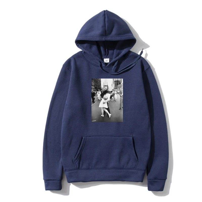 

Hoodies Outerwear BACIO TIMES SQUARE MARINAIO INFERMIERA FINE GUERRA MONDIALE-1