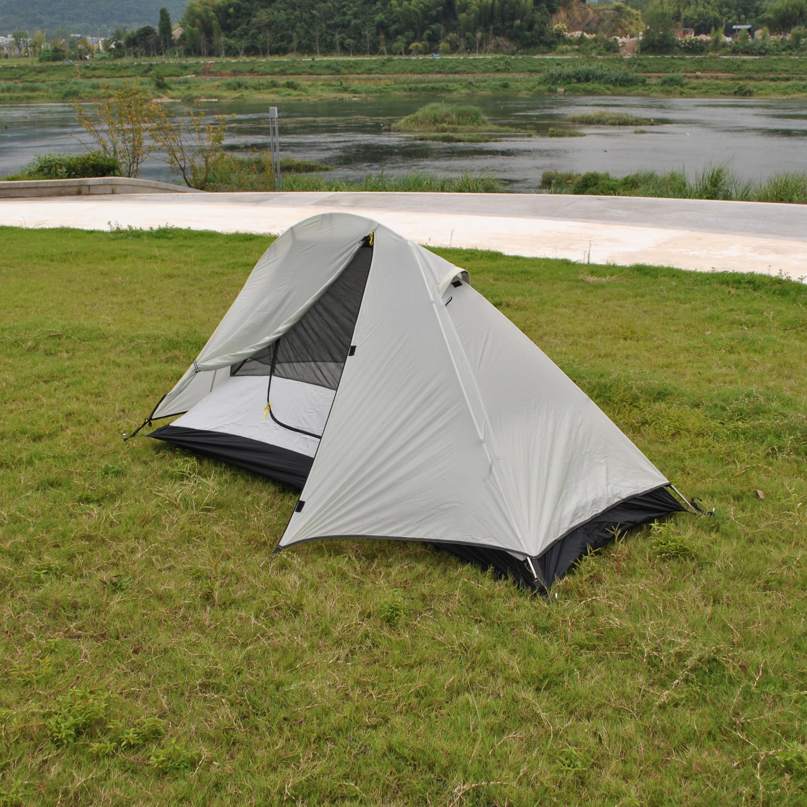 20D Ultralight Backpacking Tent Aluminum Pegs Footprint Carry Bag 1 Person 20D Ultra-Light Tent