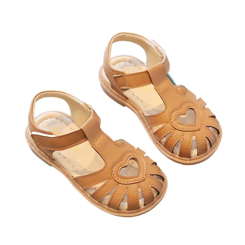 Girl Casual Flat Sandals Waterproof Love Design Soft Suitable for Summer Vacation Versatile Girls Shoes size 21-30