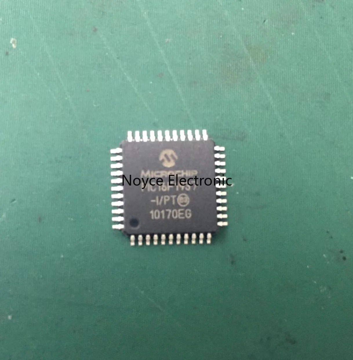 PIC16F1937-I PT TQFP44 microcontroller 8-bit microcontroller new original genuine /1pcs 1pcs new original dspic33ep128mc504e pt dspic33ep 16 bit mcu microcontroller tqfp44