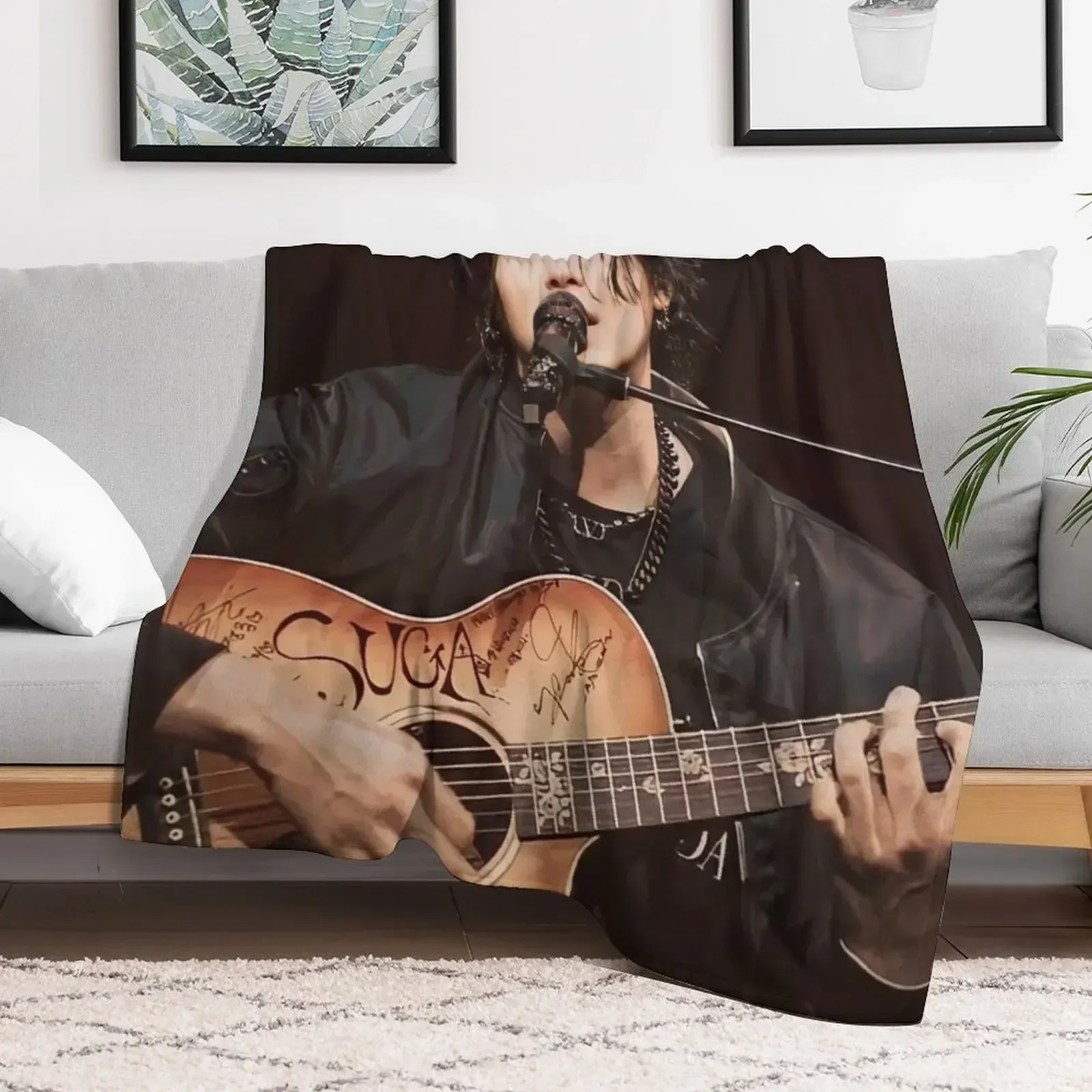 Min Yoongi concert Throw Blanket Blankets Sofas Of Decoration Decorative Sofas sofa bed Blankets throw blanket 5