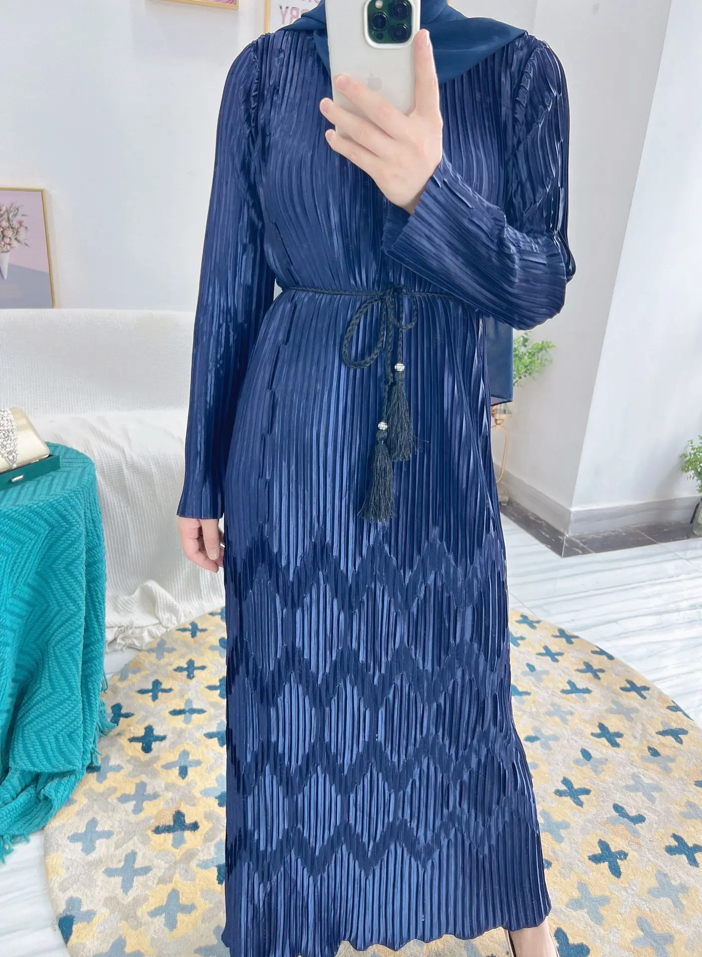 2023 New Dubai Moroccan Muslim Abayat Pleated Solid Robe Femme Musulman Fashion Slim Long Sleeve Women's Dress with Belt