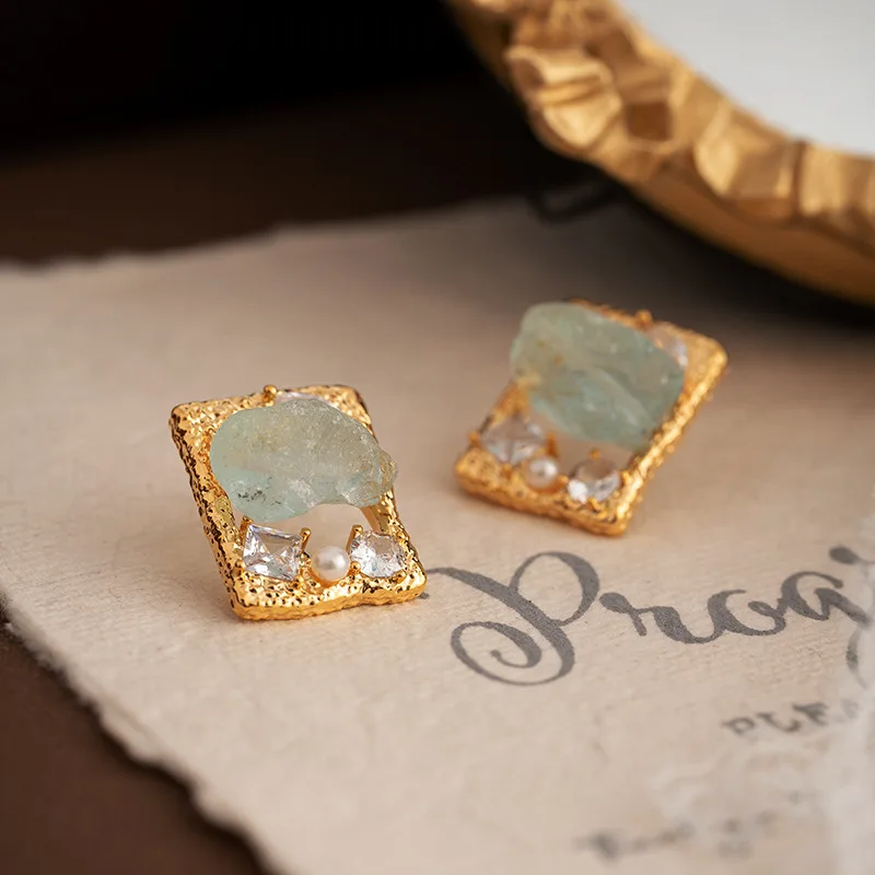 Light luxury medieval vintage natural green crystal zircon pearl stud earrings for women