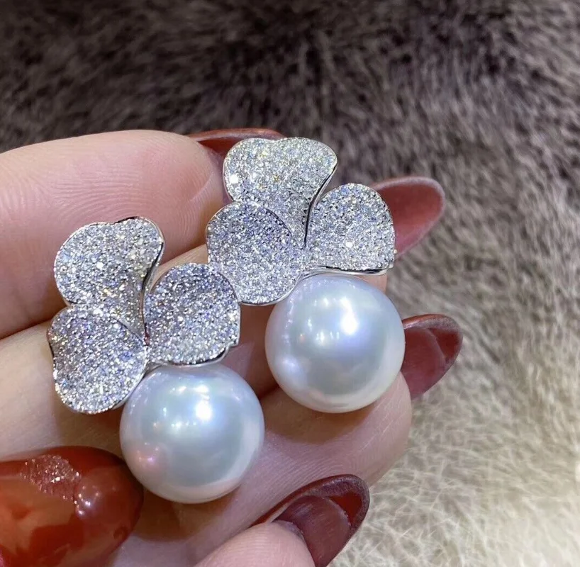 

Gorgeous AAAAA Real and Natural 9-10mm Akoya White Round Pearl Earrings 925s