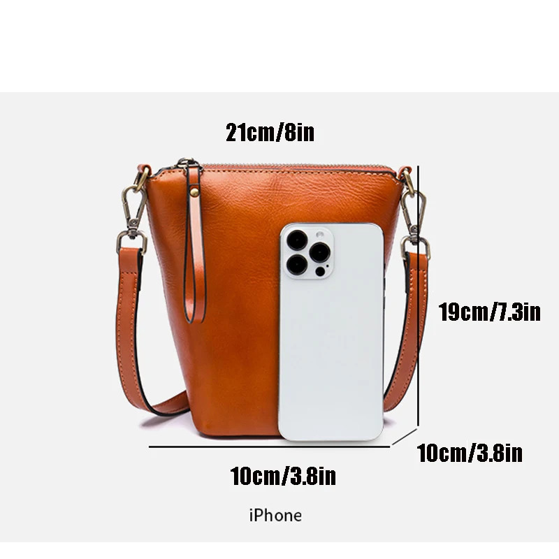 شنطة كروس جلد بتصميم انسيابي