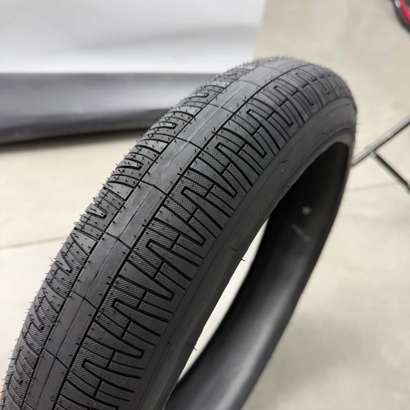 INNOVA PRO THE BIG SLICK 20x2.40 60-406 Bicycle Tire Folding Black