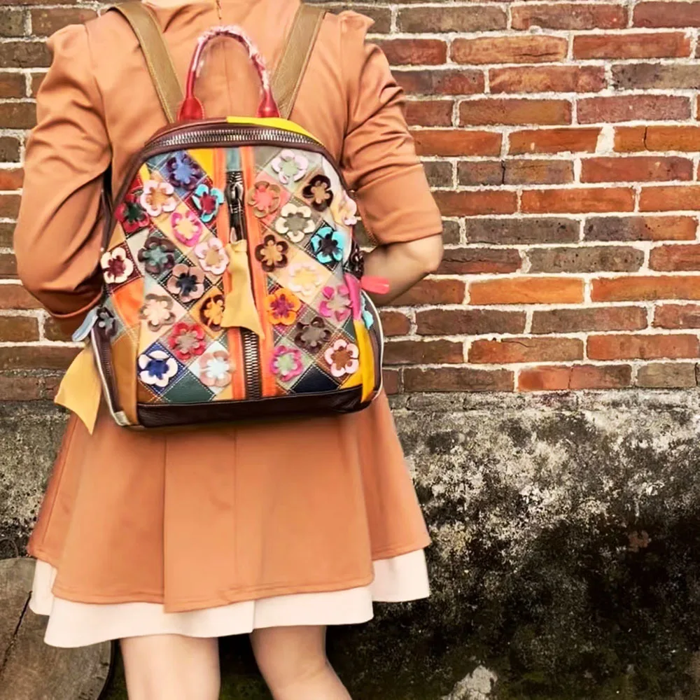 Blumenfrau-Rucksack aus echtem Leder, Blumenmuster, Damen-Reisetaschen, 2025, neuer Rucksack aus echtem Rindsleder – Detail 2