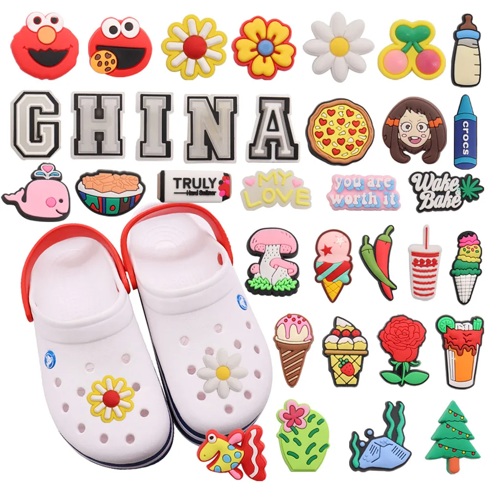 

Mix 50PCS PVC Croc Charms Drink Chili Whale Pizza Flower Christmas Tree Cherry Crayon Garden Shoes Button Decoration Accessories