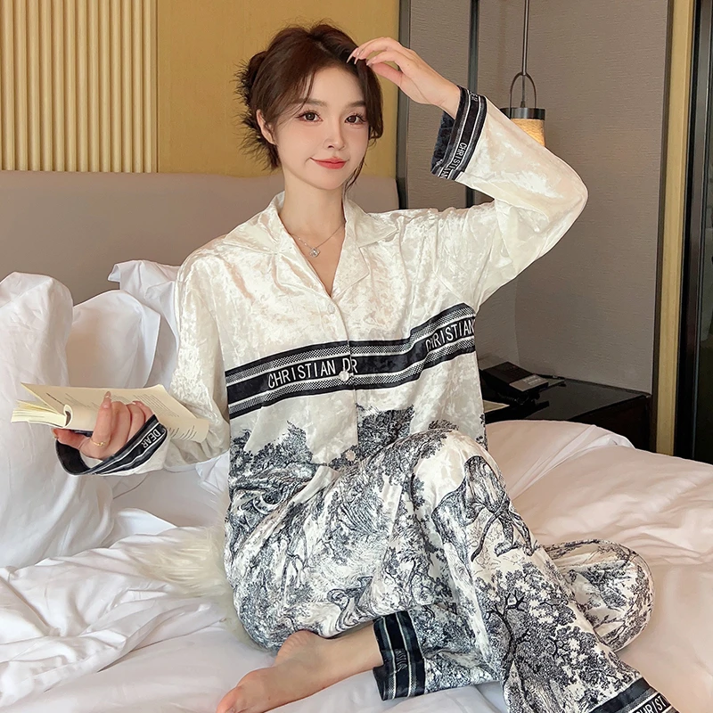 

Women's Pajamas Set Velvet Sleepwear Cute Bow Print Lapel Homewear Casual Lace Nightwear Luxury Pyjamas Femme for Girl