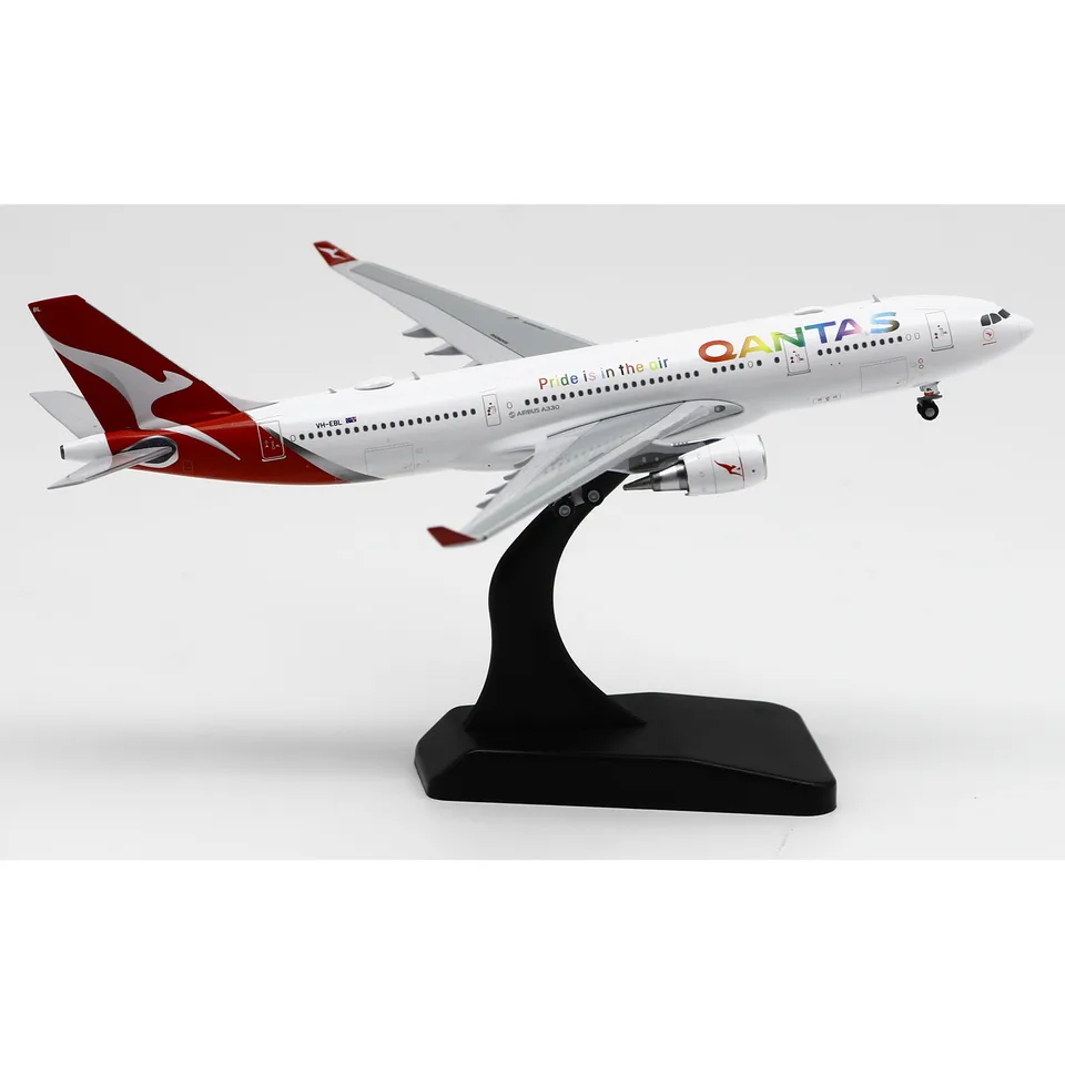 QANTAS 航空機モデル 全長約47センチ QANTAS 航空機モデル 全長約47センチ Amazon.co.jp: 航空機 43