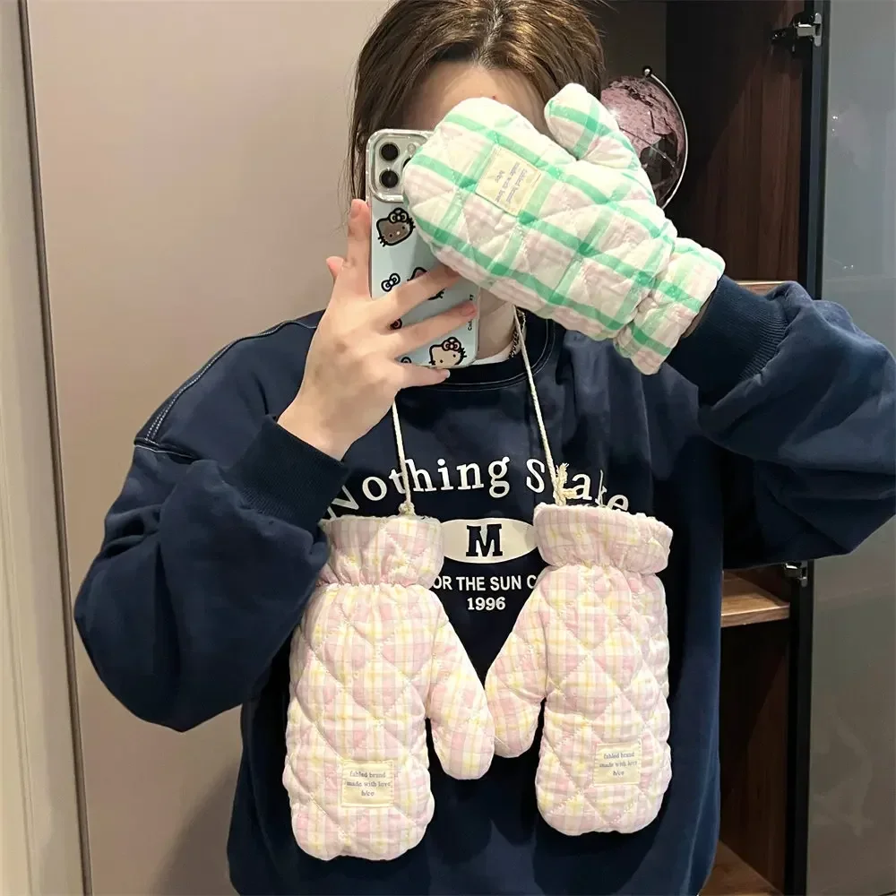 

3 styles Plush And Thickened Plaid Gloves For Girls Windproof And Cold Resistant Mittens Neck Mounted Warm Cycling Gloves