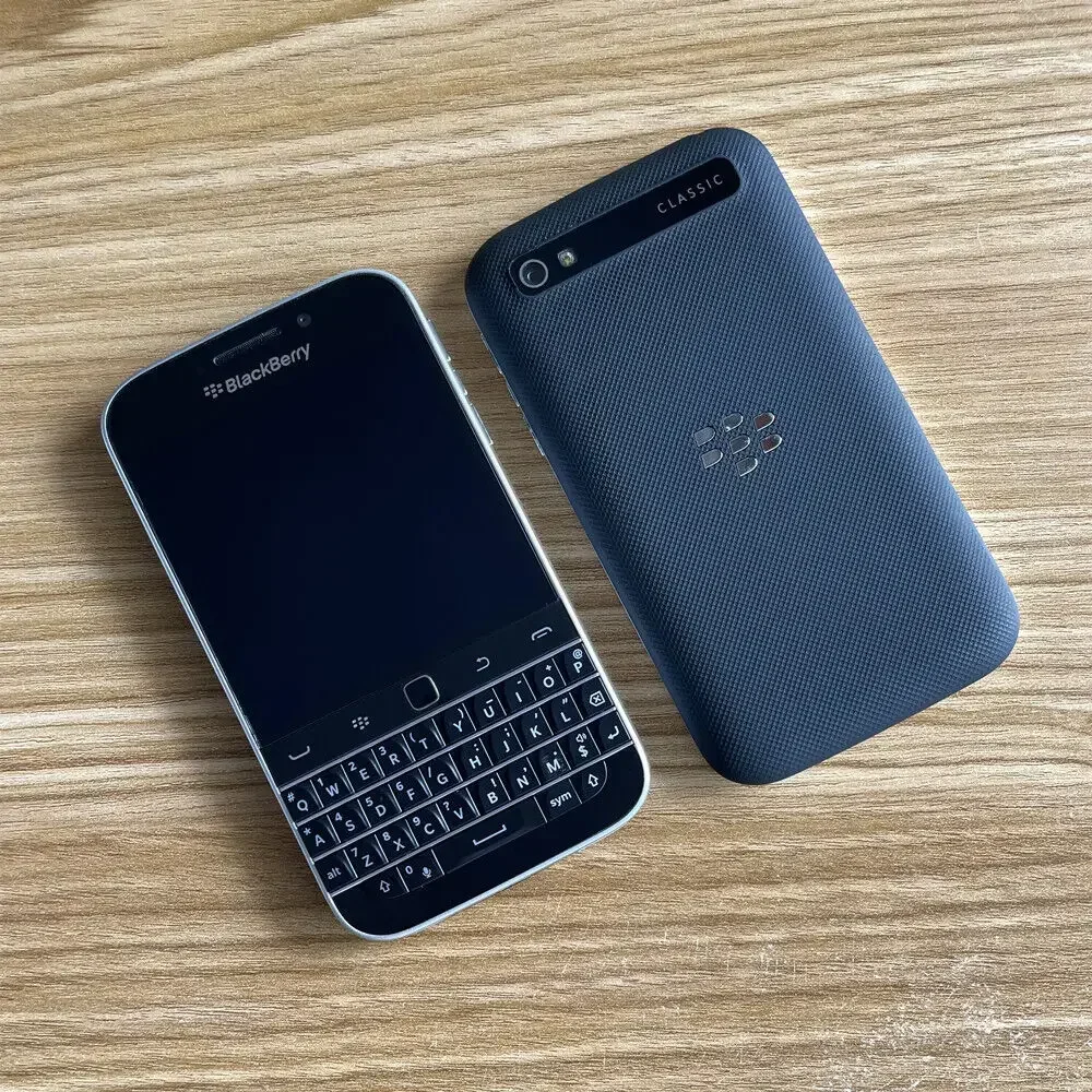 Original BlackBerry Q20 Classic 4G LTE Mobile Cell Phone WIFI 16G ROM BlackBerryOS Arabic QWERTY Keyboard Unlocked Smartphone 6