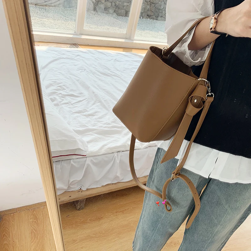 Shoulder Bag for Women Solid Fashion Top Handle Composite Bag with Purse Crossbody Bag Women's Minimalist Soft PU Leather