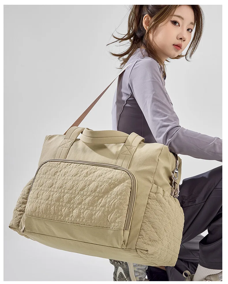 Personalized Large Capacity Mommy Bag For Baby Nappy Essentials_voghion.com