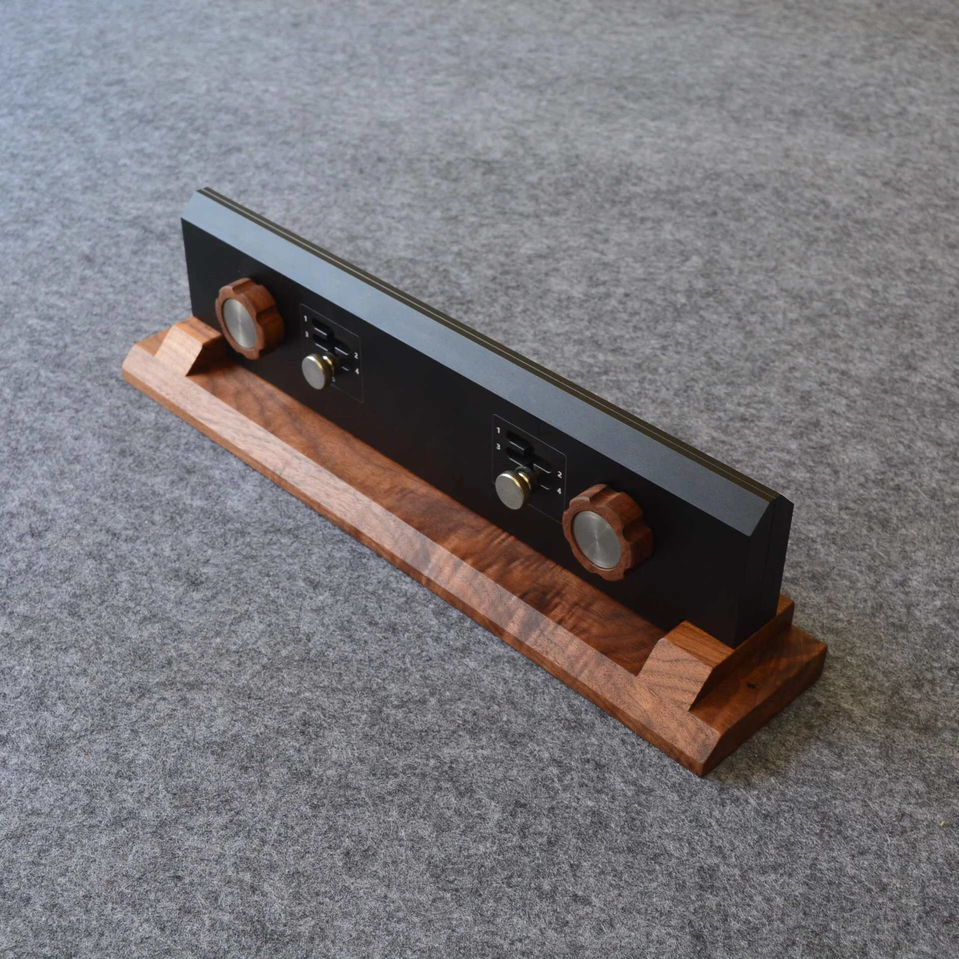 Adjustable height belt clip, hand sewing and polishing edge banding, edge oil auxiliary tools, handmade leather DIY