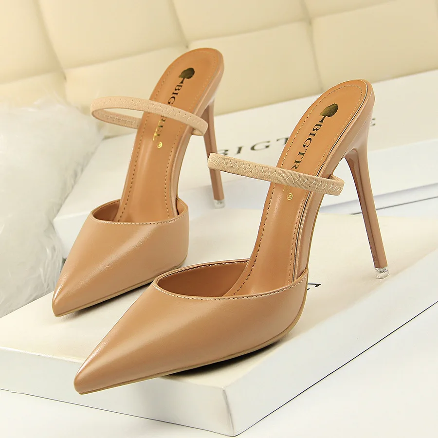 thumbnail image 1 of Zapatos de tacón para mujer estilo minimalista Baotou con tacón alto fino, boca hueca, corte puntiagudo y una línea recta para mujeres, 1 of 5