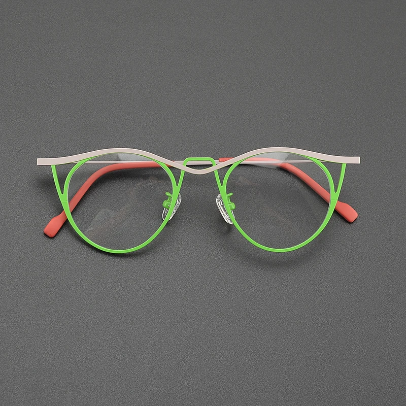 Nobler Titanium Eyeglasses Image 4
