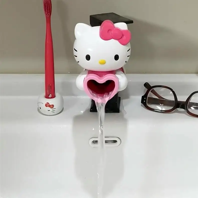 Neues Produkt auf Lager: KT Cat Wasserhahn-Verlängerung zur Vermeidung von Spritzwasser und als Spritzschutz-Hilfsmittel für die Handwäsche. – Detail 1